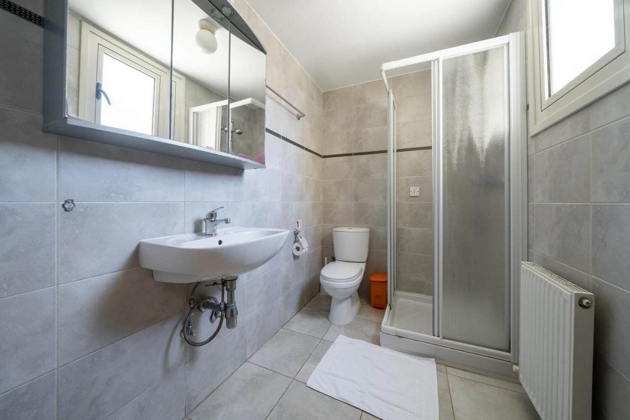 פרוטאראס Atlantica 4 Bedroom Villa Near The Beach מראה חיצוני תמונה