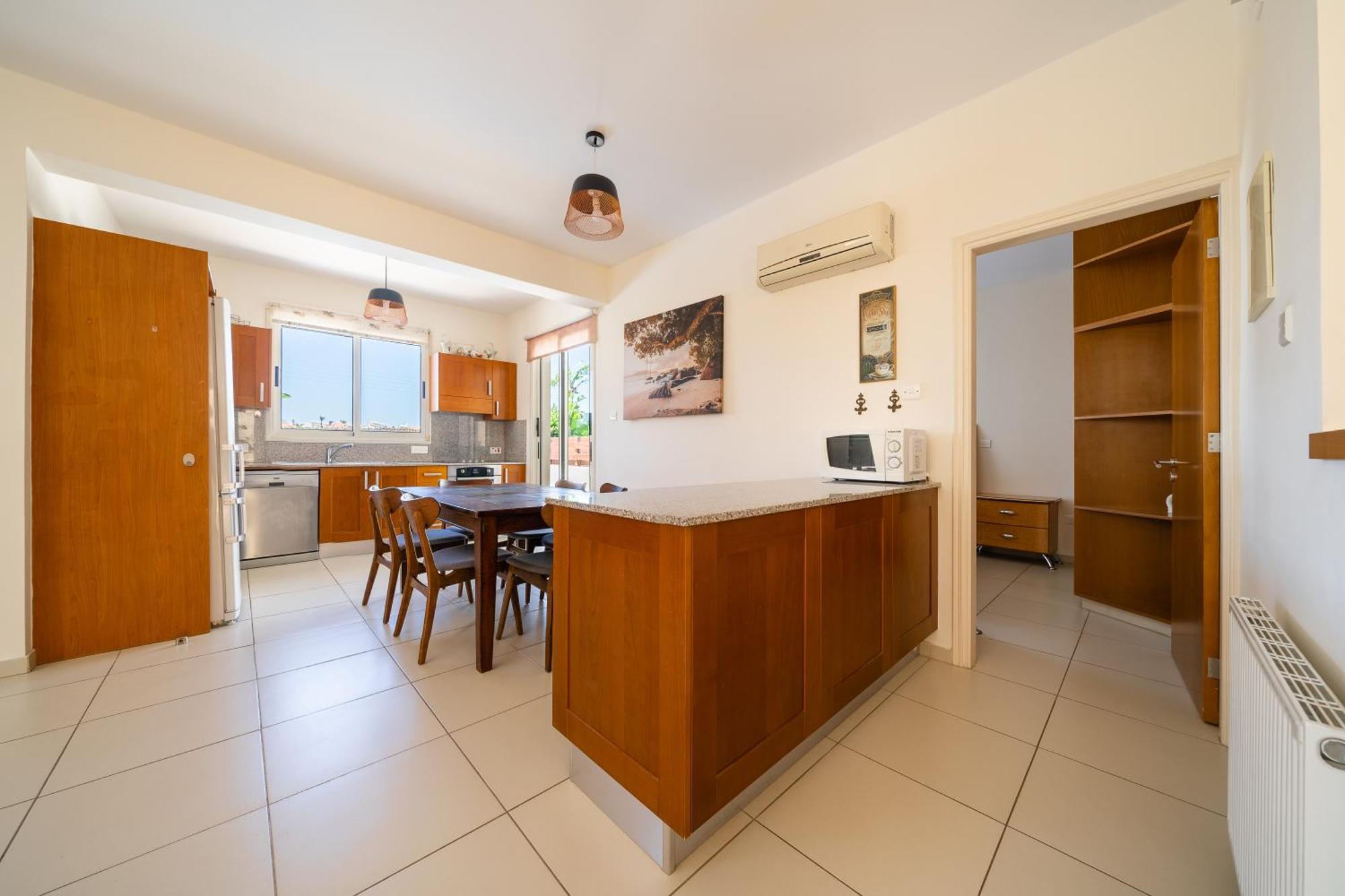 פרוטאראס Atlantica 4 Bedroom Villa Near The Beach מראה חיצוני תמונה