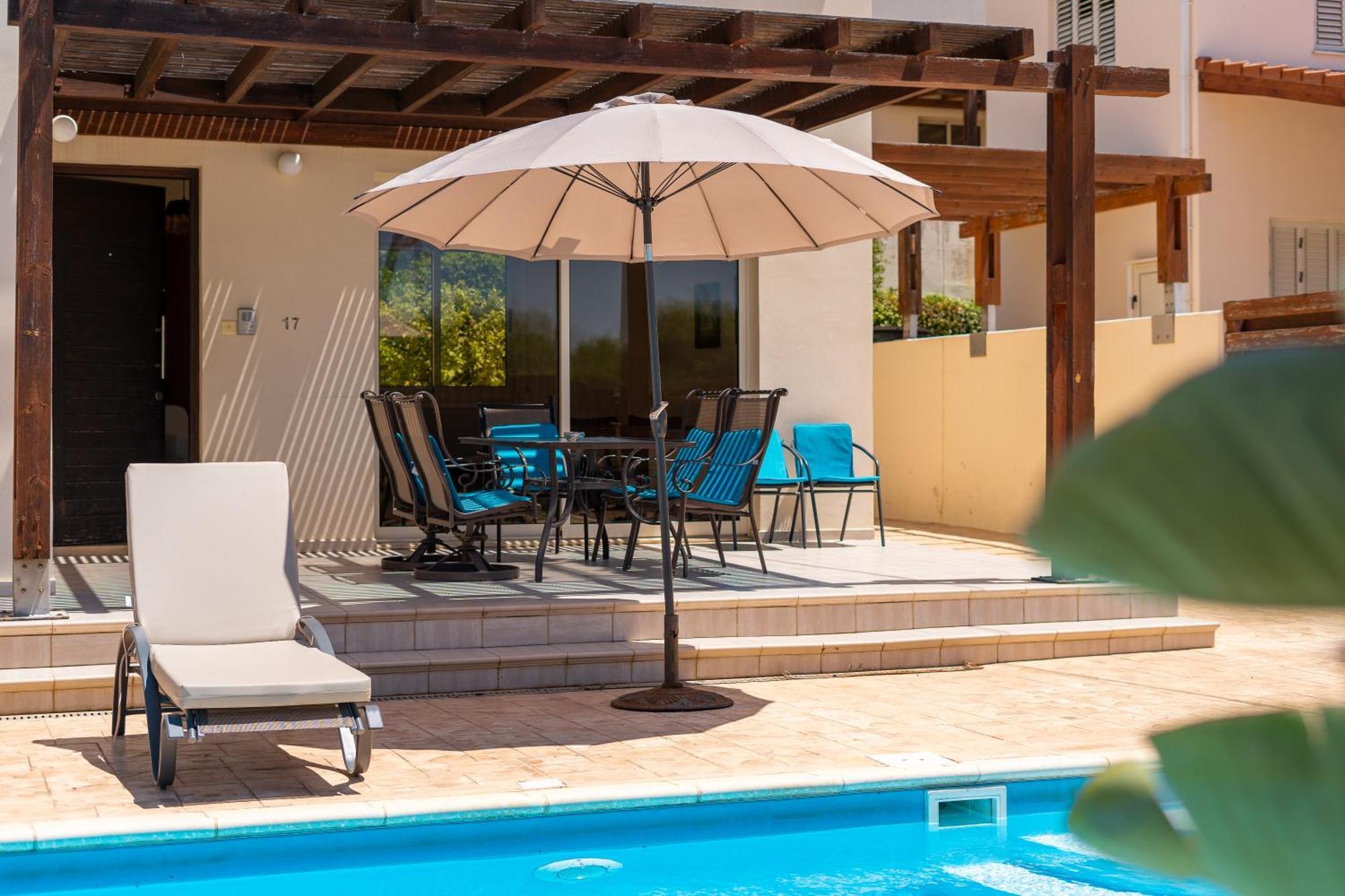 פרוטאראס Atlantica 4 Bedroom Villa Near The Beach מראה חיצוני תמונה