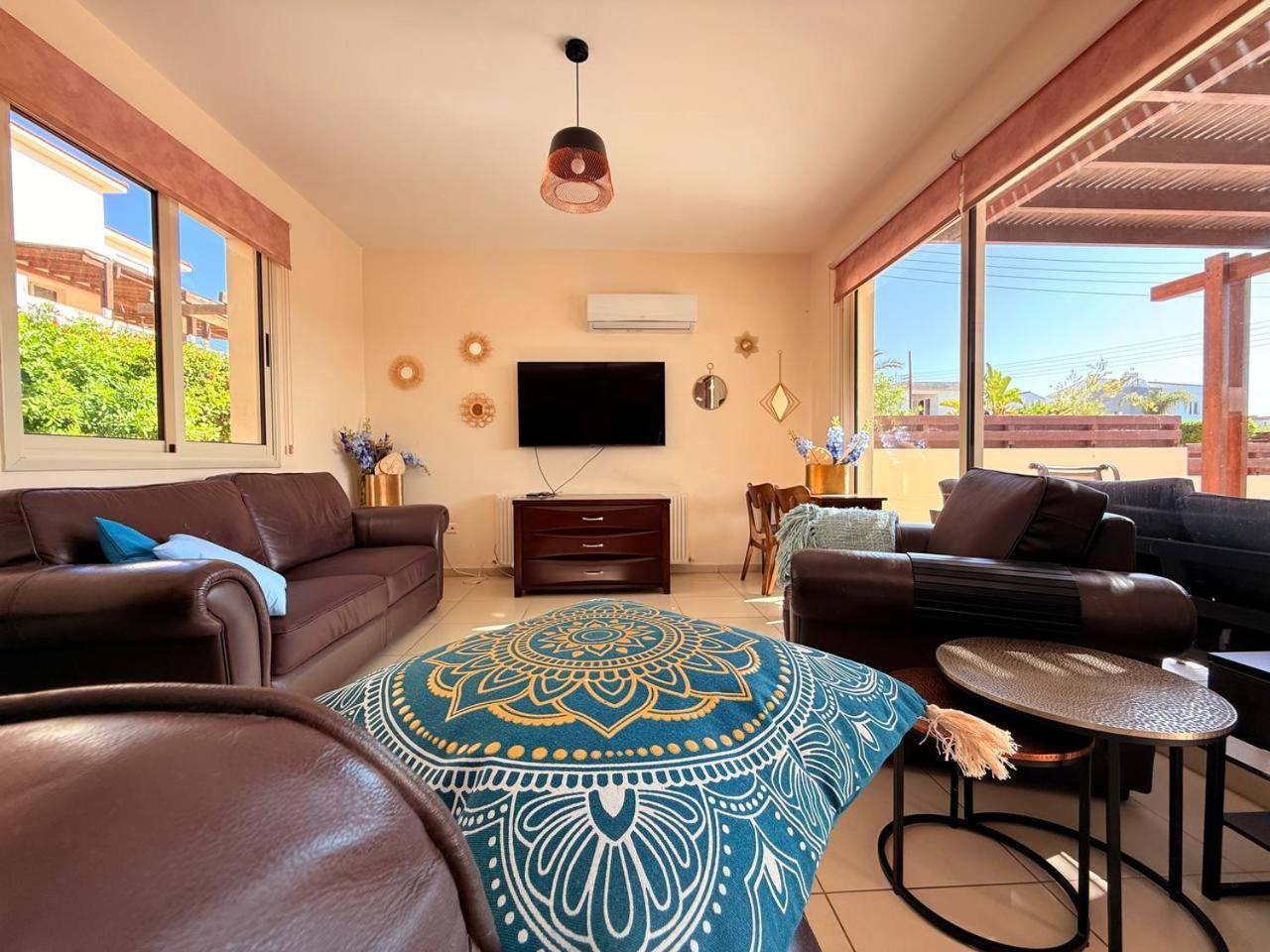 פרוטאראס Atlantica 4 Bedroom Villa Near The Beach מראה חיצוני תמונה